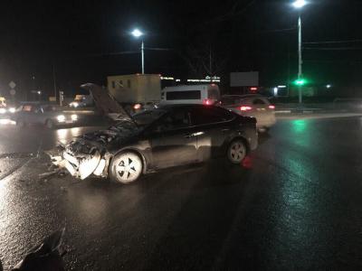 Очевидцев аварии на пересечении улицы Бирюзова и проезде Шабулина просят откликнуться
