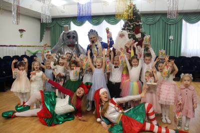Филиал «Рязаньэнерго» организовал новогодний праздник для детей сотрудников