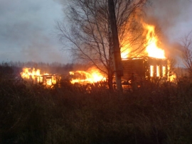 В деревне Ивановка Кадомского района сгорели три строения