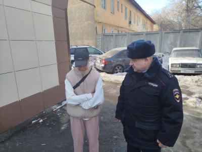 В Рязани полицейские задержали покупательницу наркотиков