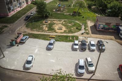 До 10 сентября в районах Рязани должны обустроить бесплатные парковки