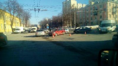 В Рязани на пересечении Первомайского проспекта и улицы Вокзальной произошло два ДТП