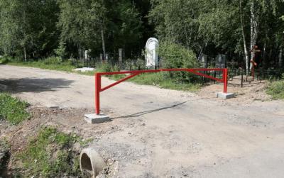В Рязани запретили въезд на территорию кладбищ без асфальтированных дорог