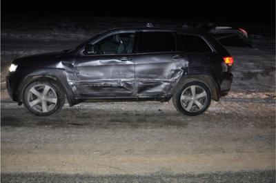 Nissan Qashqai столкнулся с Jeep Grand Cherokee и сбил двух человек близ Скопина