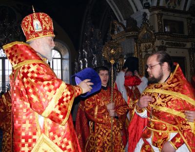 Рязанские священнослужители удостоились богослужебно-иерархических наград