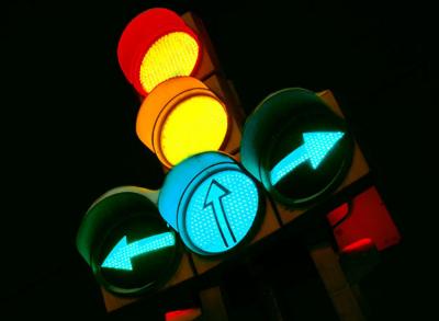 Изменён режим работы светофора на пересечении Московского шоссе с путепроводом на Приокский