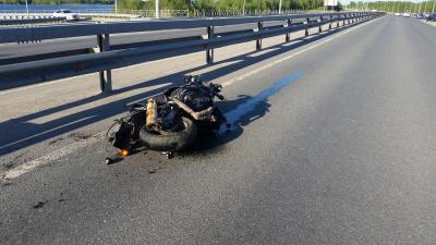 Момент гибели мотоциклиста на Северной окружной дороге в Рязани попал на видео
