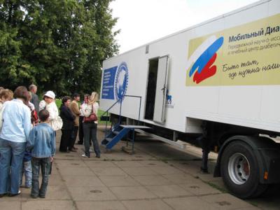 Мобильный диабет-центр проконсультировал жителей Рыбновского района