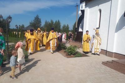 Митрополит Марк освятил храм в селе Ивашково Рыбновского района