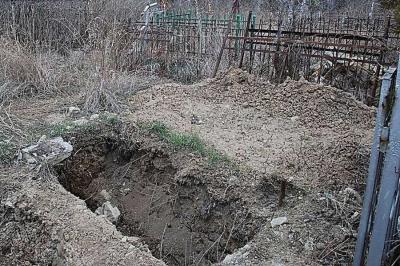 Пожилой рязанец раскопал могилу родственников, следуя призыву «голосов»