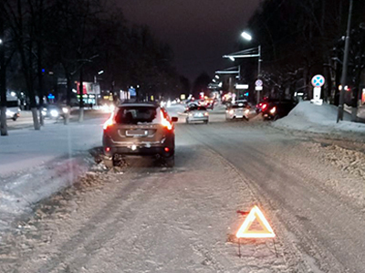 На улице Есенина пешеход угодил под колёса Volvo