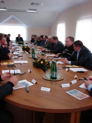 Олег Ковалёв провёл совещание с руководителями сельхозпредприятий региона