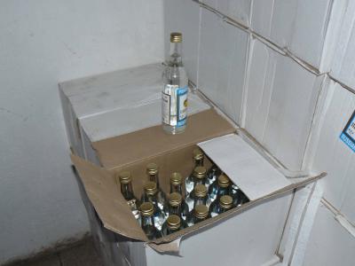 Около восьми тонн контрафактного алкоголя изъяли рязанские полицейские
