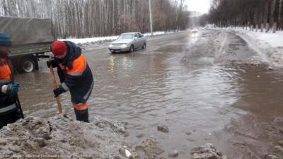 В Рязани ликвидируют последствия затопления улиц