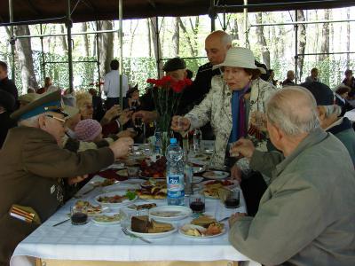 В Рязани ветераны ВОВ встретились на «Фронтовой поляне»
