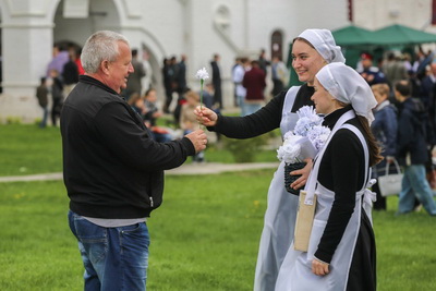 Рязанцев приглашают поучаствовать в празднике милосердия и благотворительности «Белый цветок»