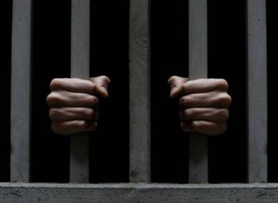 За попытку удушения начальника колонии рязанский заключённый отсидит восемь лет