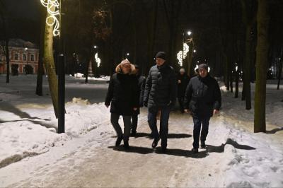 Губернатор Павел Малков прогулялся по обновлённому Кремлёвскому скверу в Рязани
