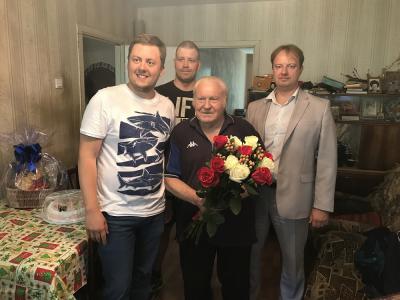 Почётного рязанского металлурга Владимира Жупикова поздравили с 90-летием