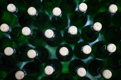 Почти полтонны незаконного алкоголя изъяли стражи порядка в Рязанской области