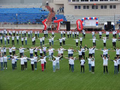 Рязанские студенты пришли на «Зарядку с чемпионом»