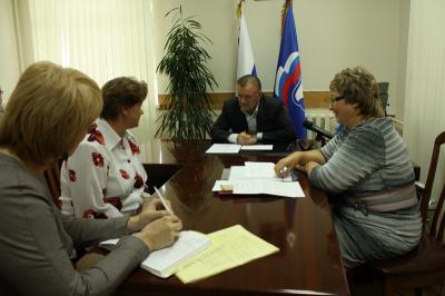 Рязанский губернатор лично рассмотрел пять обращений жителей региона