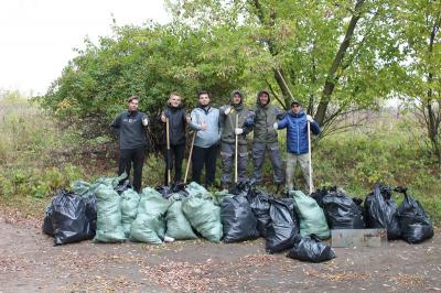 Рязанские активисты ОНФ помогли очистить берега реки Вожа