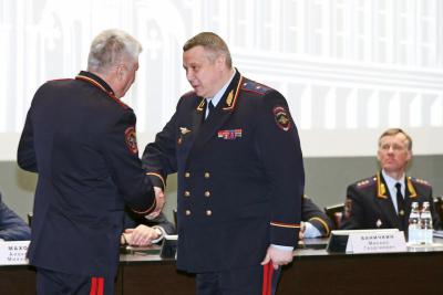 Николая Пилюгина наградили медалью за безупречную службу