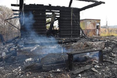 В Сасовском районе сгорела заброшенная дача