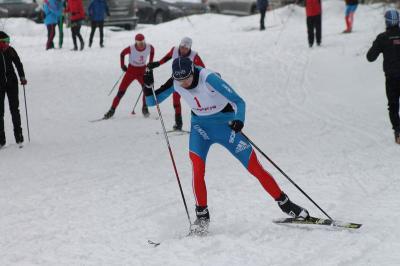 Рязанец Денис Шелкопляс выиграл чемпионат России по зимнему троеборью
