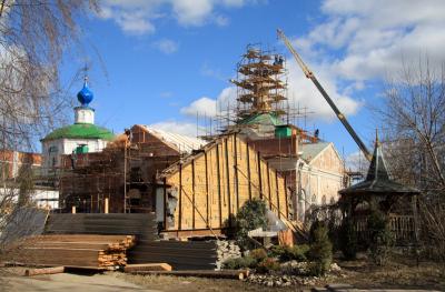 В Свято-Троицком монастыре Рязани демонтированы купола Сергиевского храма