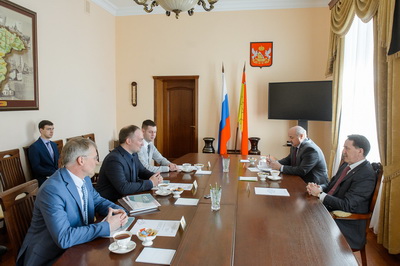 Прио-Внешторгбанк: Воронежский губернатор встретился с председателем правления банка