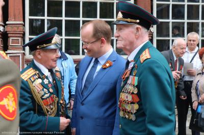 Сергей Карабасов поздравил с наступающим Днём Победы ветеранов и тружеников тыла