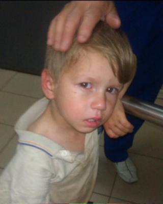 Полиция ищет родителей трёхлетнего малыша, обнаруженного в ТЦ «Александровский»