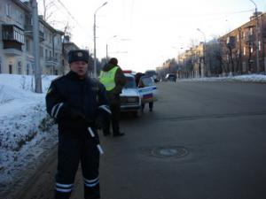 Экипажи ДПС вышли на рейды по пешеходным переходам Рязани