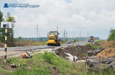 В Сараевском районе подрядчик продолжает капемонт дороги Oстровка–Белоречье