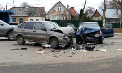 В ДТП на улице Ситниковской в Рязани пострадали три человека