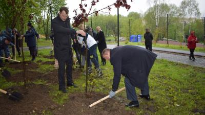 В Рязани посадили деревья в честь героев ВОВ