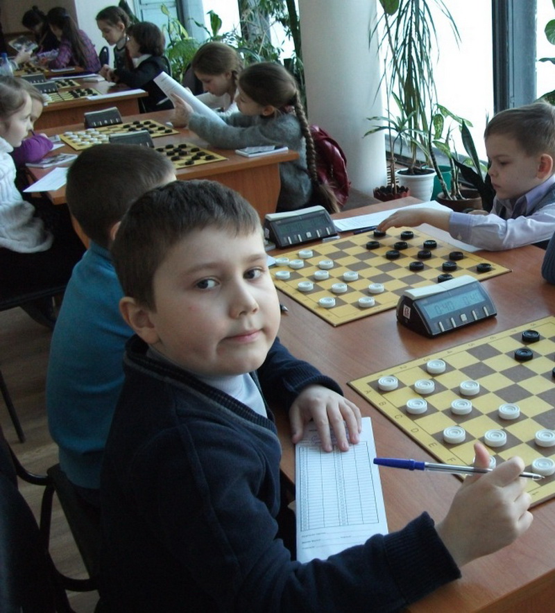 36 шашистов 15 из россии