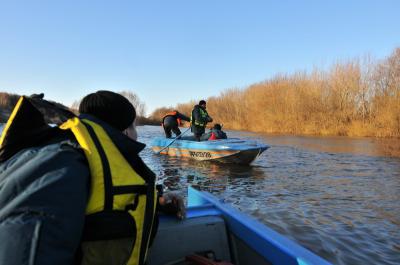 В Рязанской области продолжается поиск людей из перевернувшейся лодки