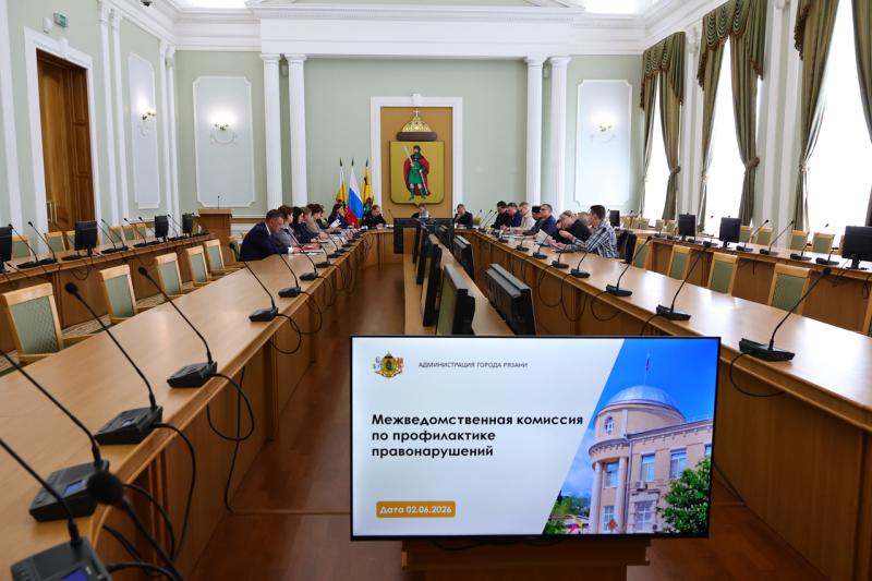 Пожилым и одиноким рязанцам могут выдать браслет, оснащённый кнопкой SOS