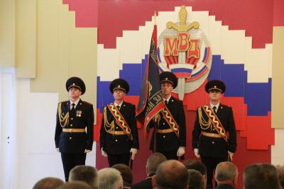 Рязанские сотрудники органов внутренних дел принимают поздравления