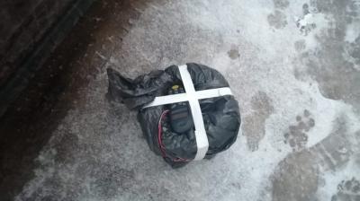 У припаркованной машины в Ухолово нашли муляж бомбы