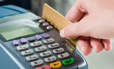 Рязанцы стали в два раза чаще платить картами