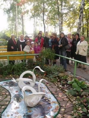 В Рязани заложили аллею дружбы в Сквере белых журавлей