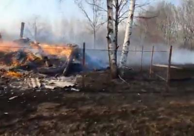 Появилось видео пожара в деревне Пахотино Спасского района