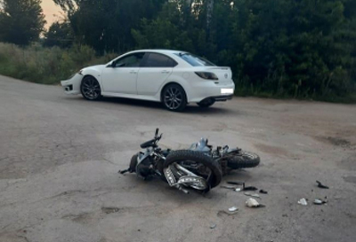 Близ Шилово в ДТП пострадали несовершеннолетний байкер и его пассажирка