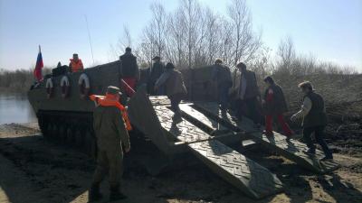 Рязанские спасатели эвакуированы инженерами Западного военного округа