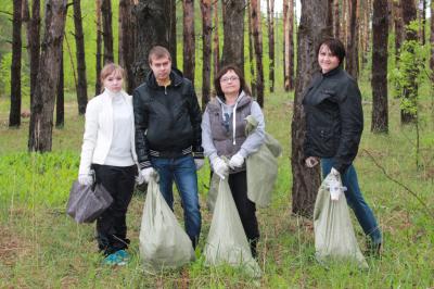 Добровольцы навели порядок в Солотчинском лесу