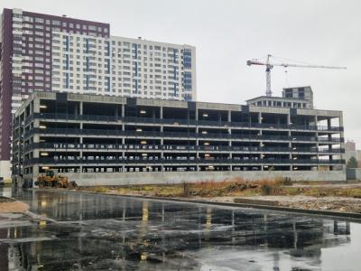 Возле ТРЦ «Премьер» в Рязани построили многоэтажный паркинг